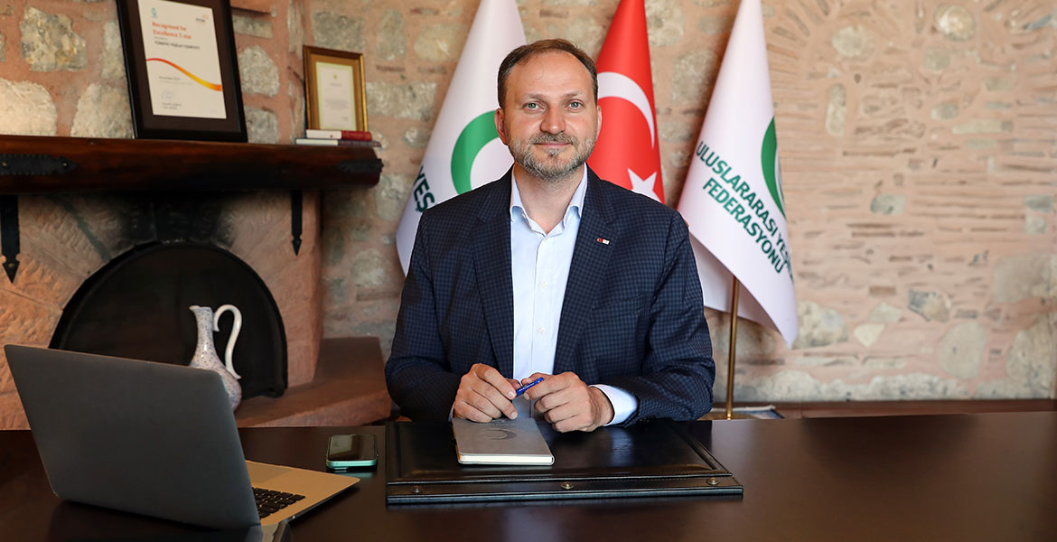 Doç. Dr. Mehmet DİNÇ